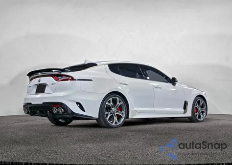 2018 Kia Stinger Gt1 z USA, uszkodzony, nr VIN KNAE45LC3J6031896